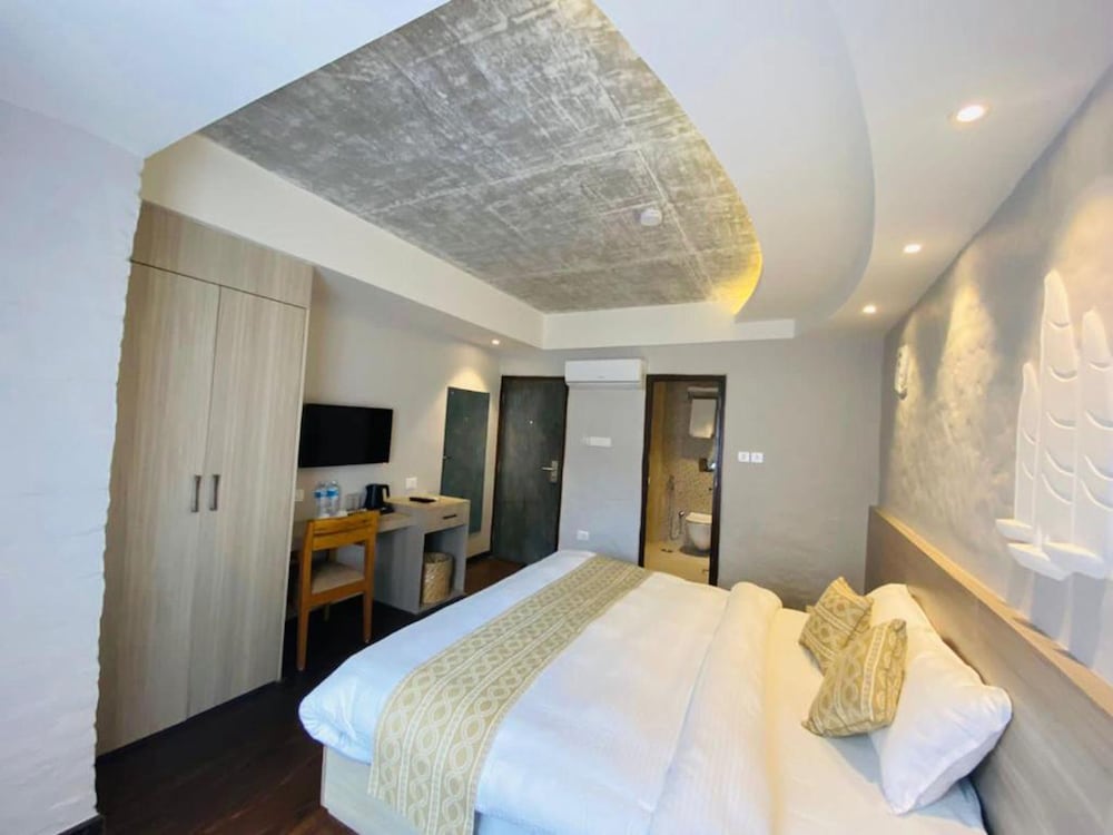 Vastu Boutique Hotel 8/40