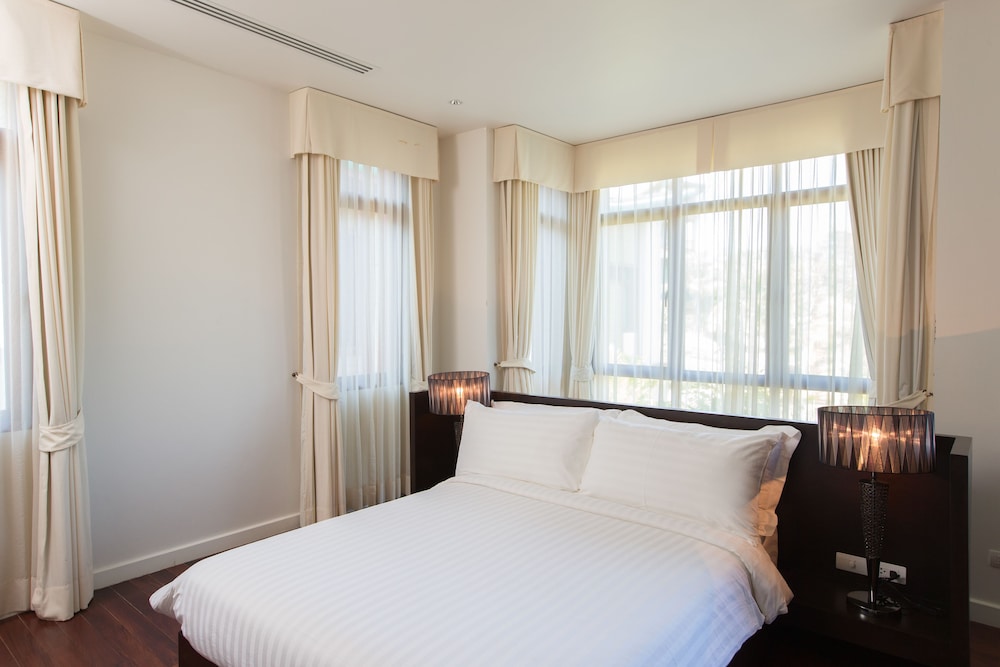 Amatapura Beach Villa 1 30/59