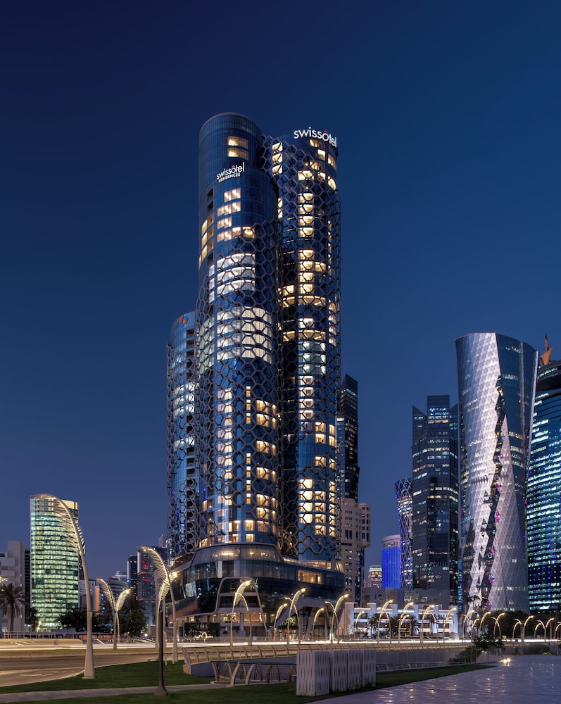 Swissotel Residences Corniche Park Towers 44/49