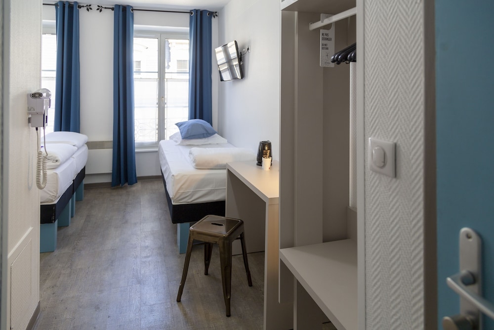 rooms