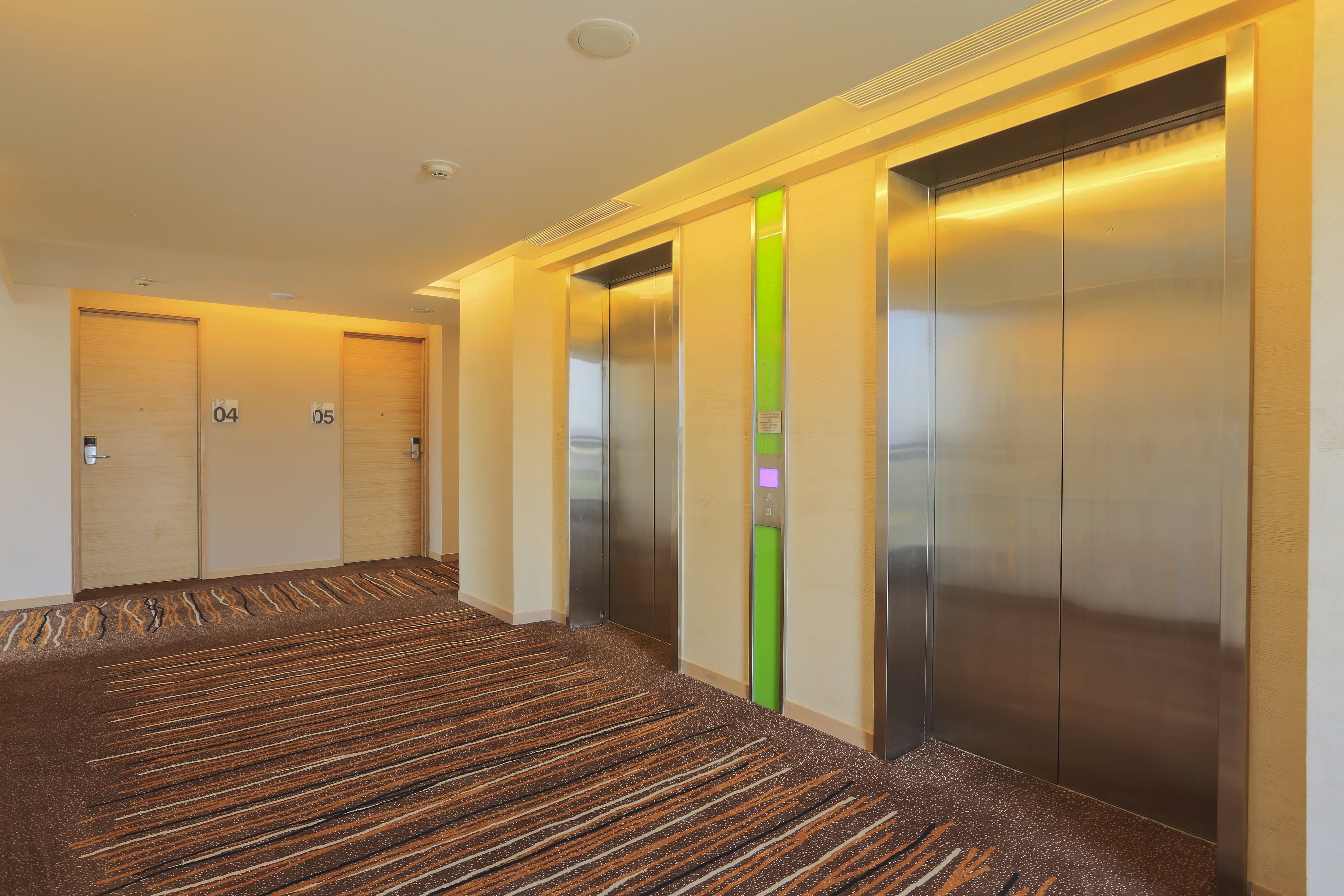 Holiday Inn Express Semarang Simpang Lima 16/29
