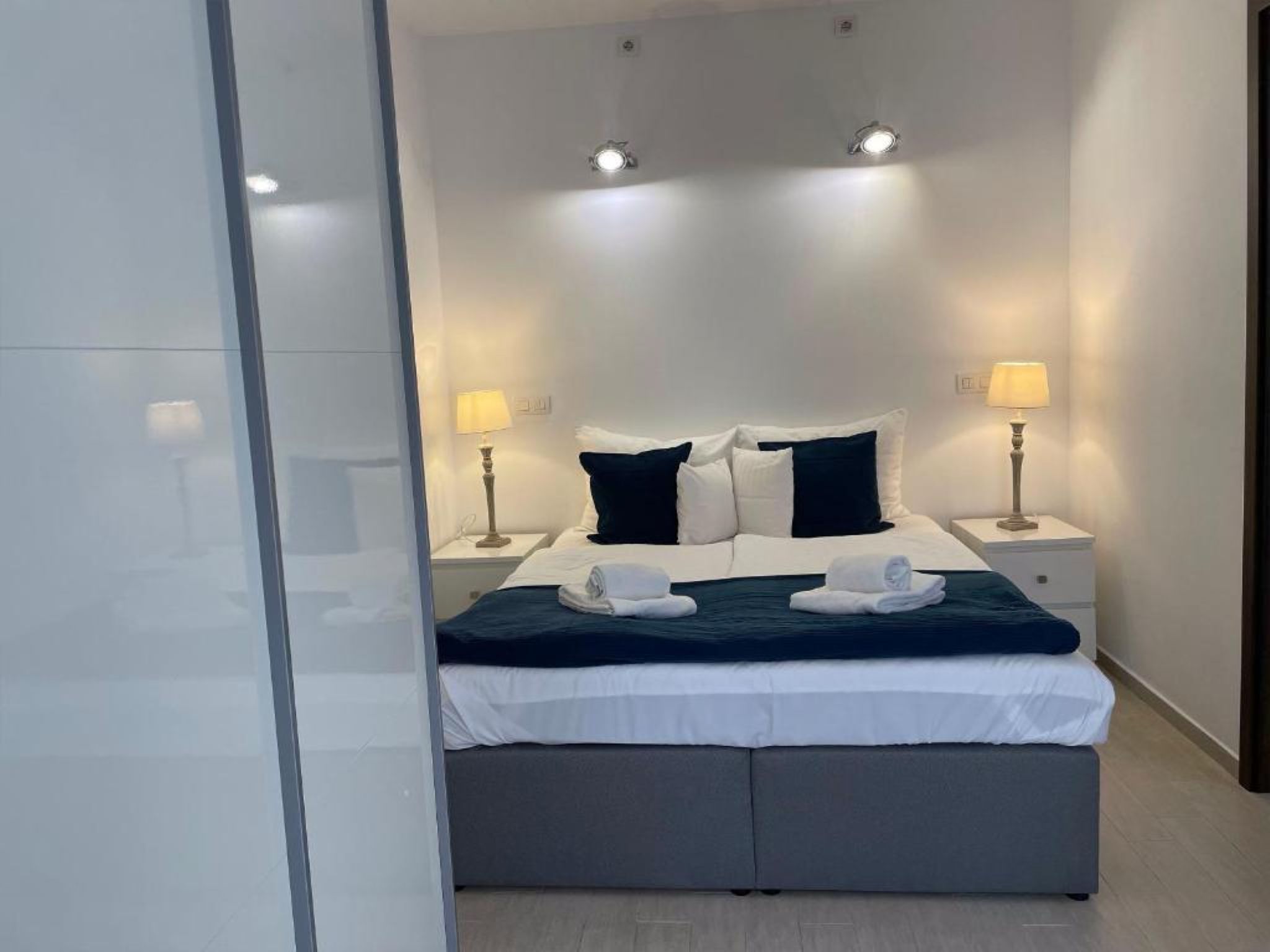 SWU Carrara Apartments 19/48