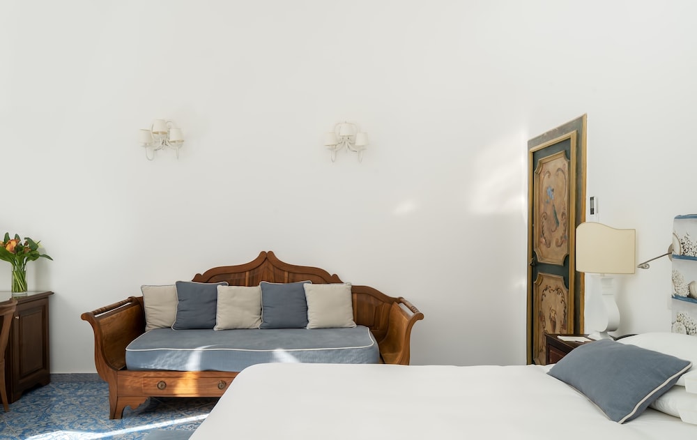 Palazzo Murat Hotel 42/57