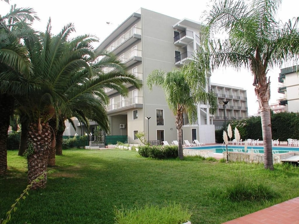Park Hotel 5/30