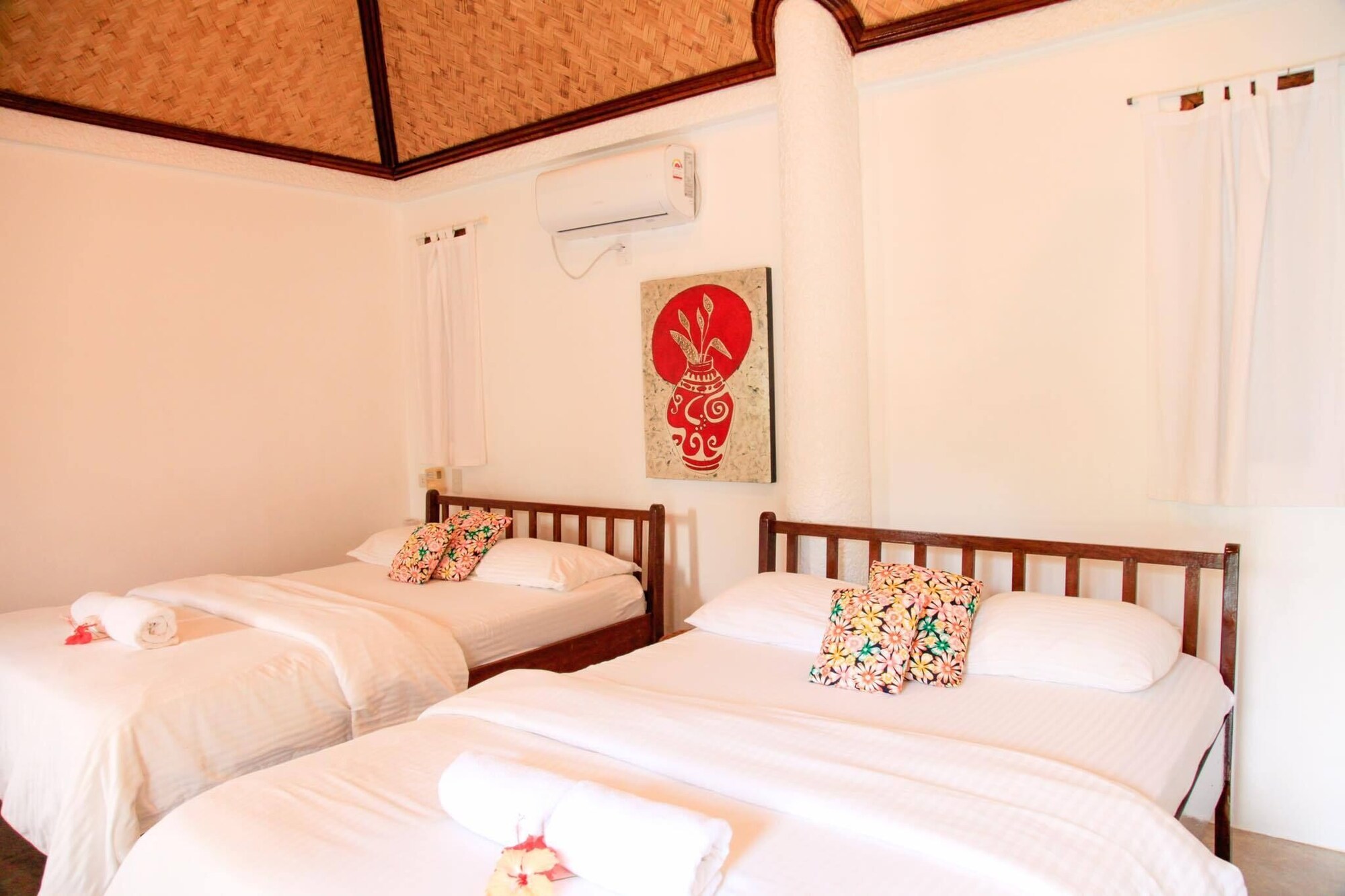 Super, Family, 2 Double Beds
