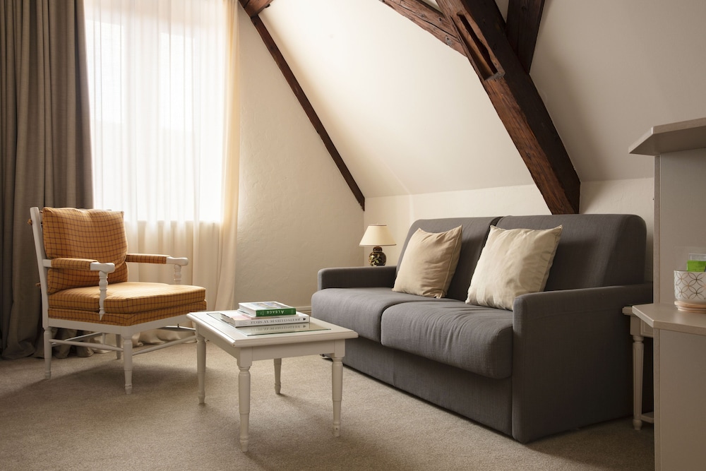 Relais & Chateaux La Maison Des Tetes 32/47
