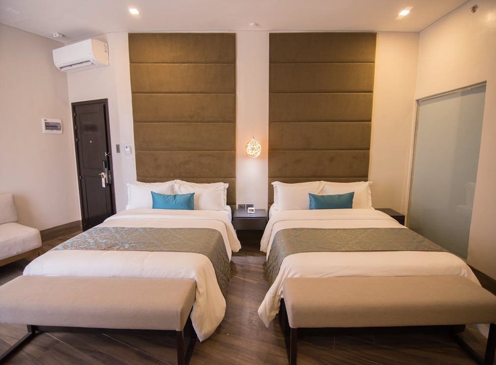 Goldberry Lite Hotel Iloilo 11/35