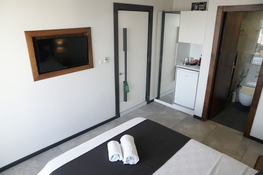 EXEN HOTEL 4/50
