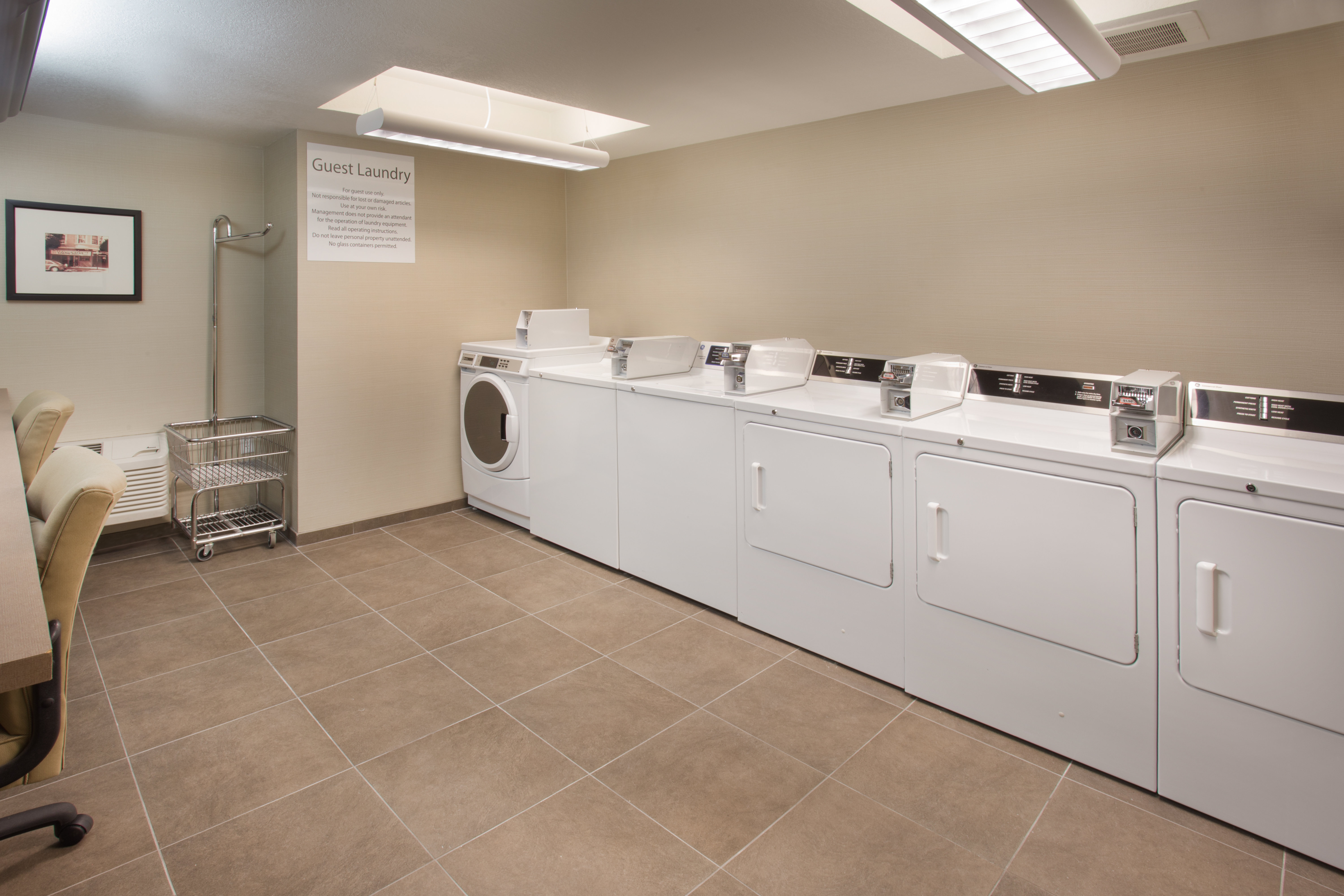 Holiday Inn And Suites Scottsdale North Airpark Ex Wingate By Wyndham Scottsdale 8/50
