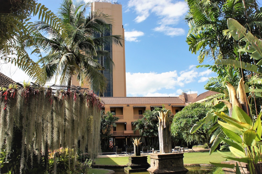 Holiday Garden Hotel And Resort 40/49