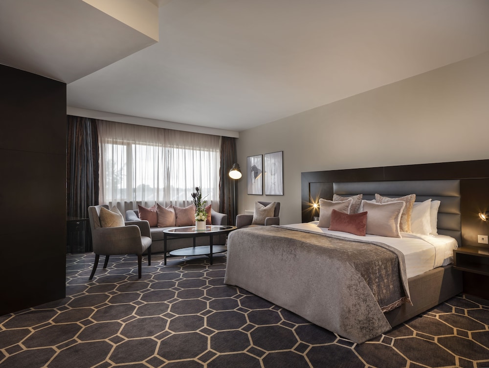 Athlone Springs Hotel 11/46