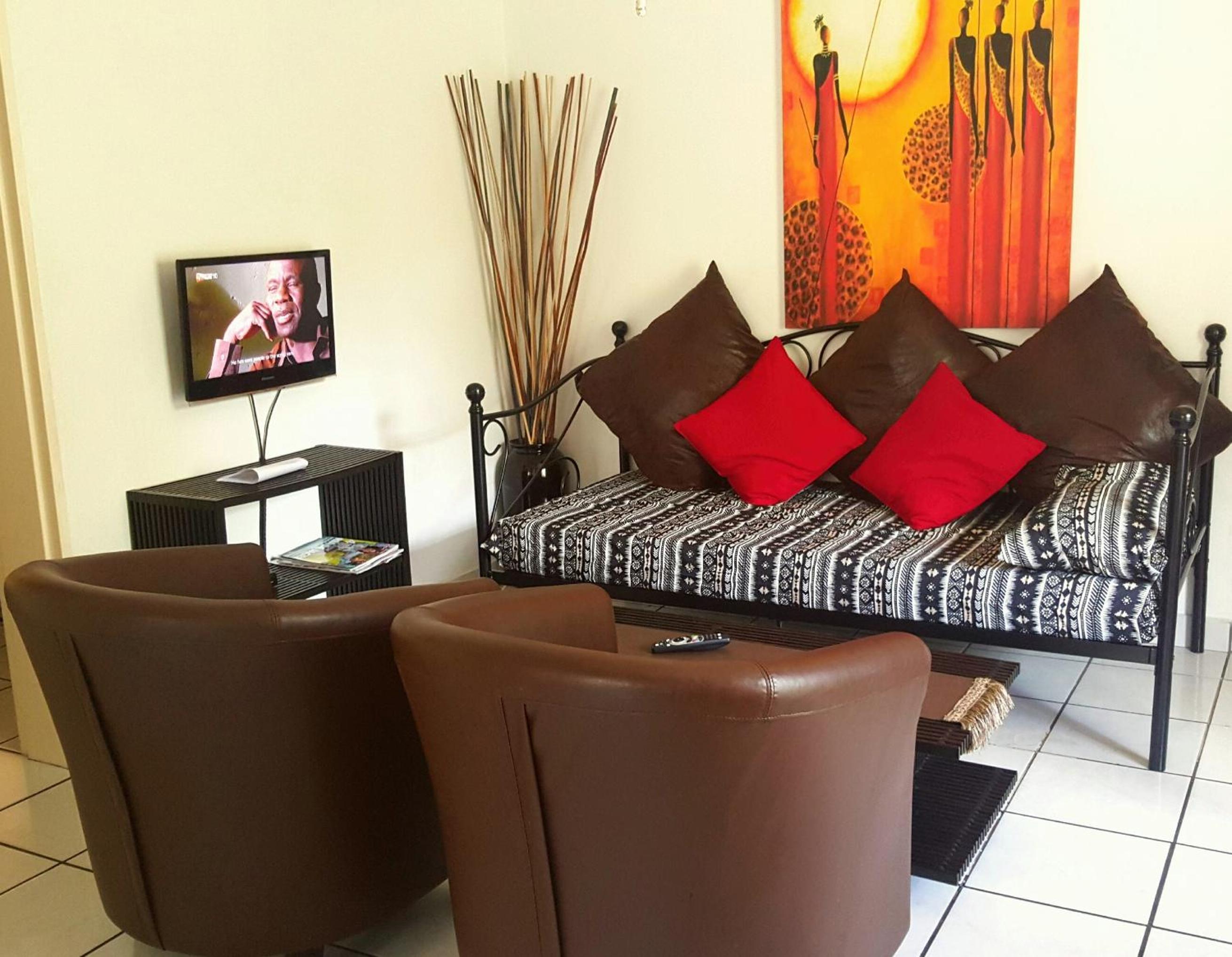 Sunshine Self Catering 55/78
