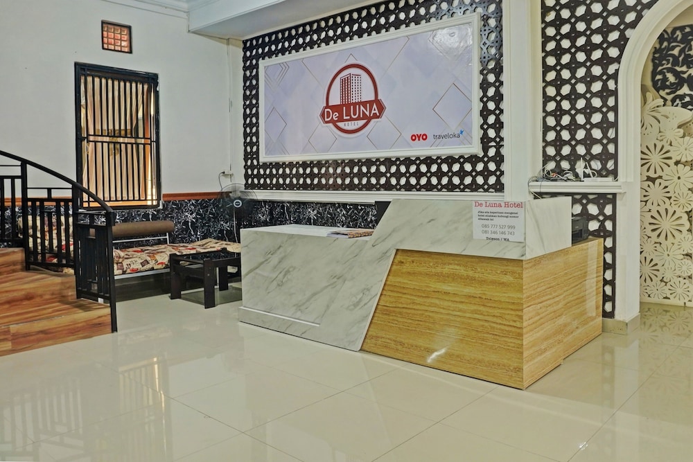 Lobby at Super OYO 92518 De Luna Hotel, BANJARBARU