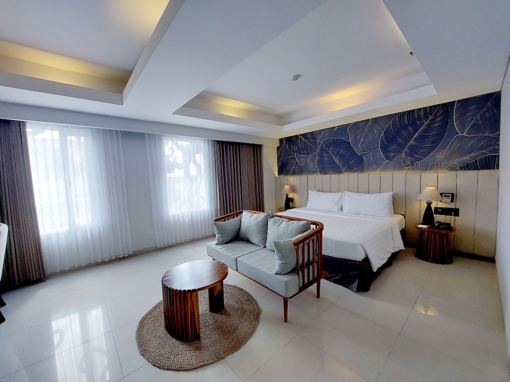 Crystal Kuta Hotel 10/47