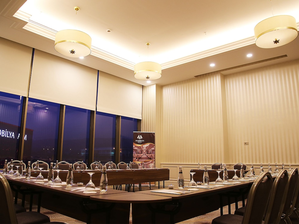 Morrian Hotel 46/50