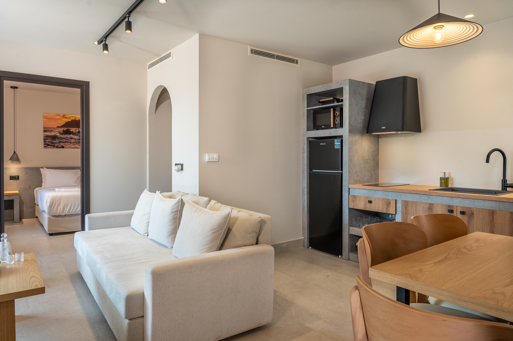 1 Bedroom, Suite, Sea View, Outdoor Jetted Tub، VOLTA Seaside hotel - Adult-only 7/9