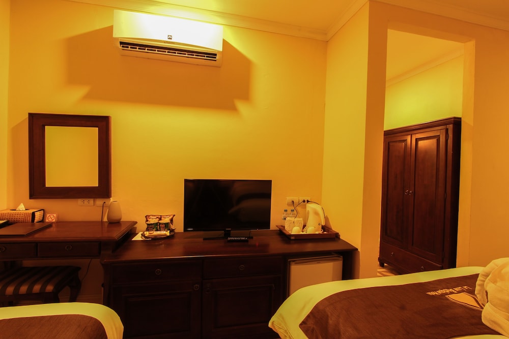Le Luxe Boutique Hotel 52/56