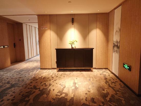 Puhua Hotel 7/27