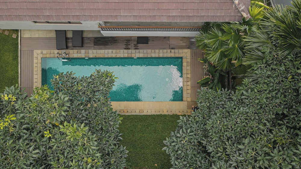 Permai Villa Dago with Pool 46/50