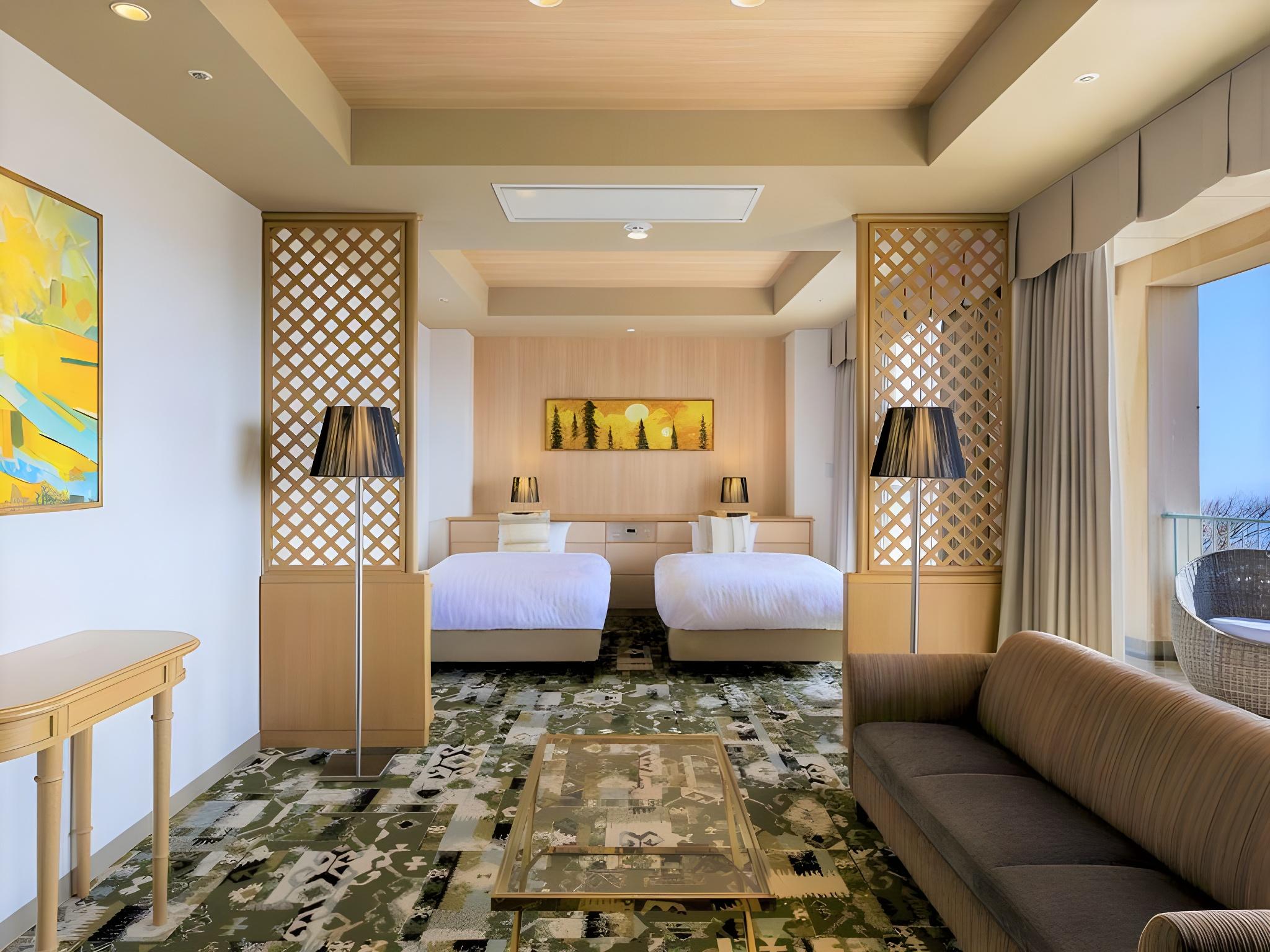 Executive, Twin Beds, Ocean View, Bathtub