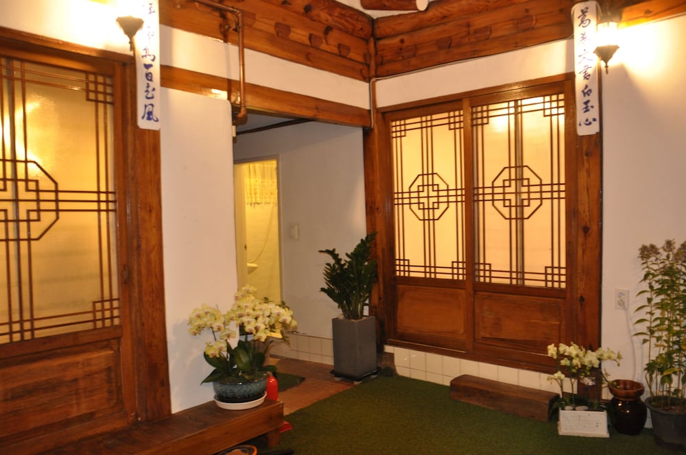 Punggyeong Korea Traditional House 8/23