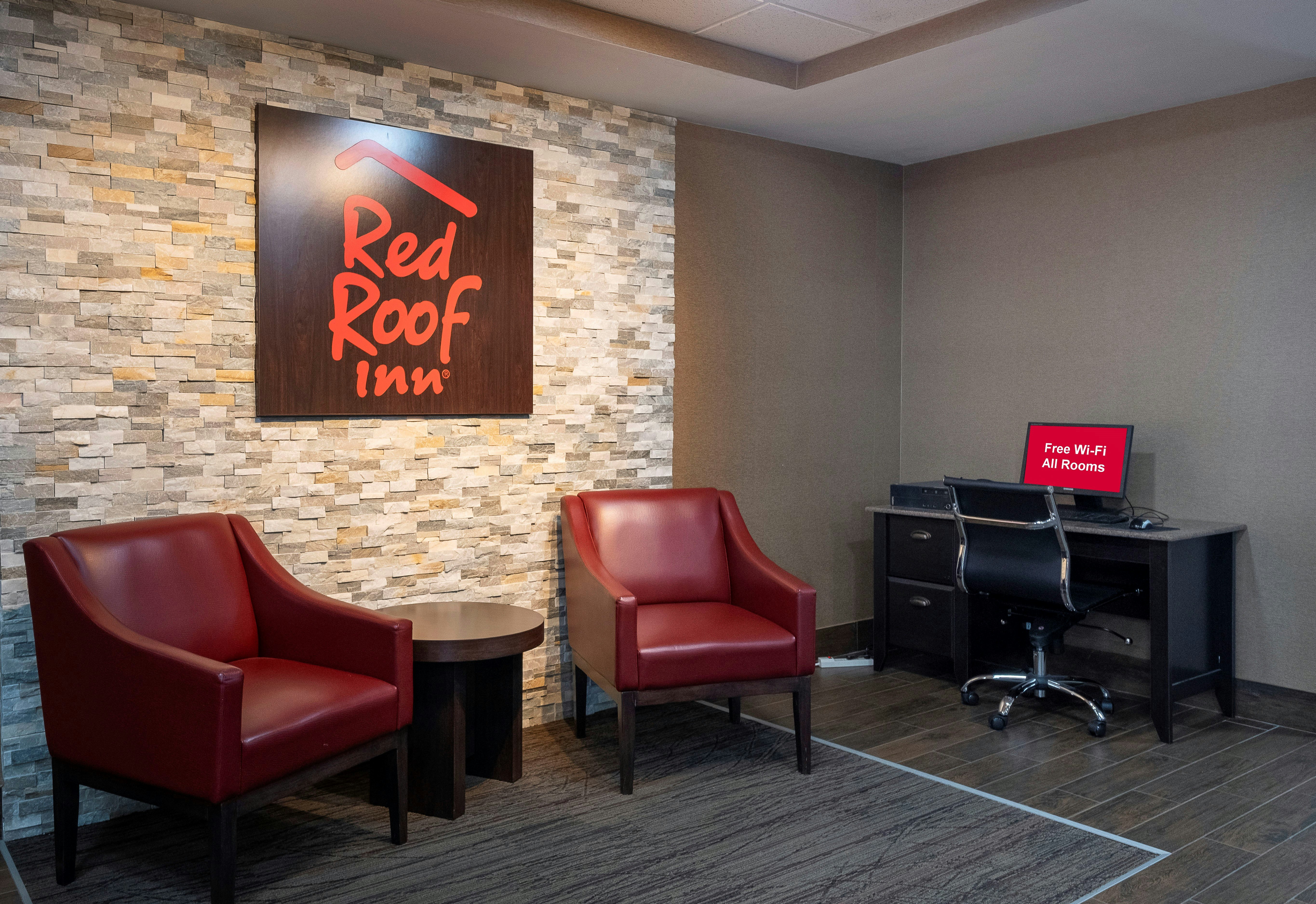 Red Roof Inn Prattville 32/42