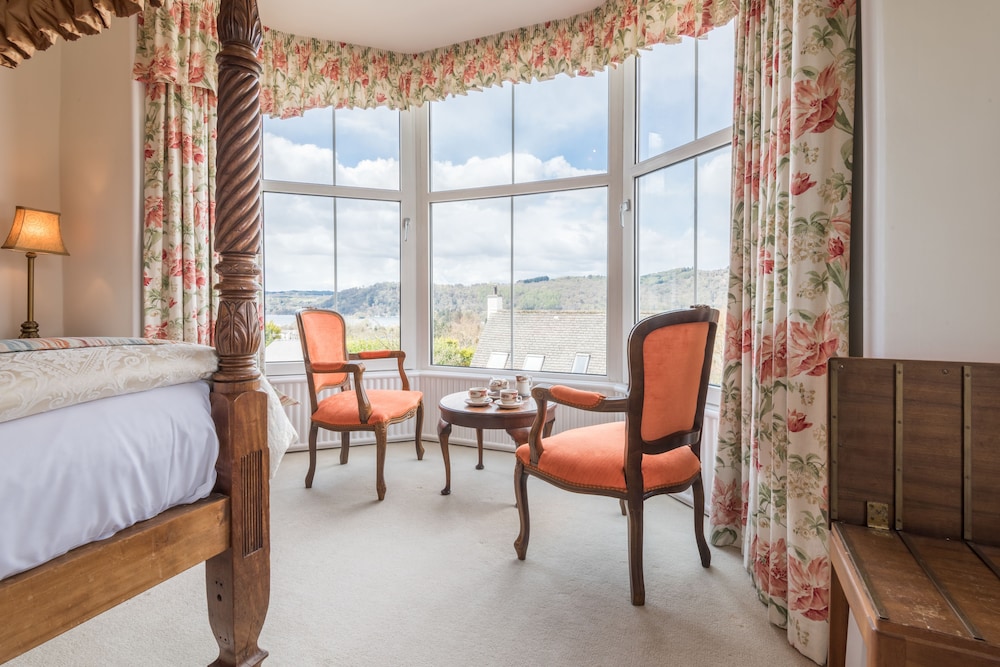 Blenheim Lodge 11/50