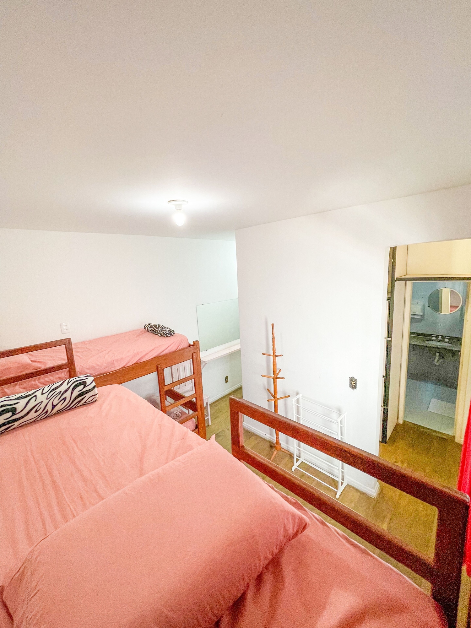 Female Dorm, Female Only, Basic, 4 Beds