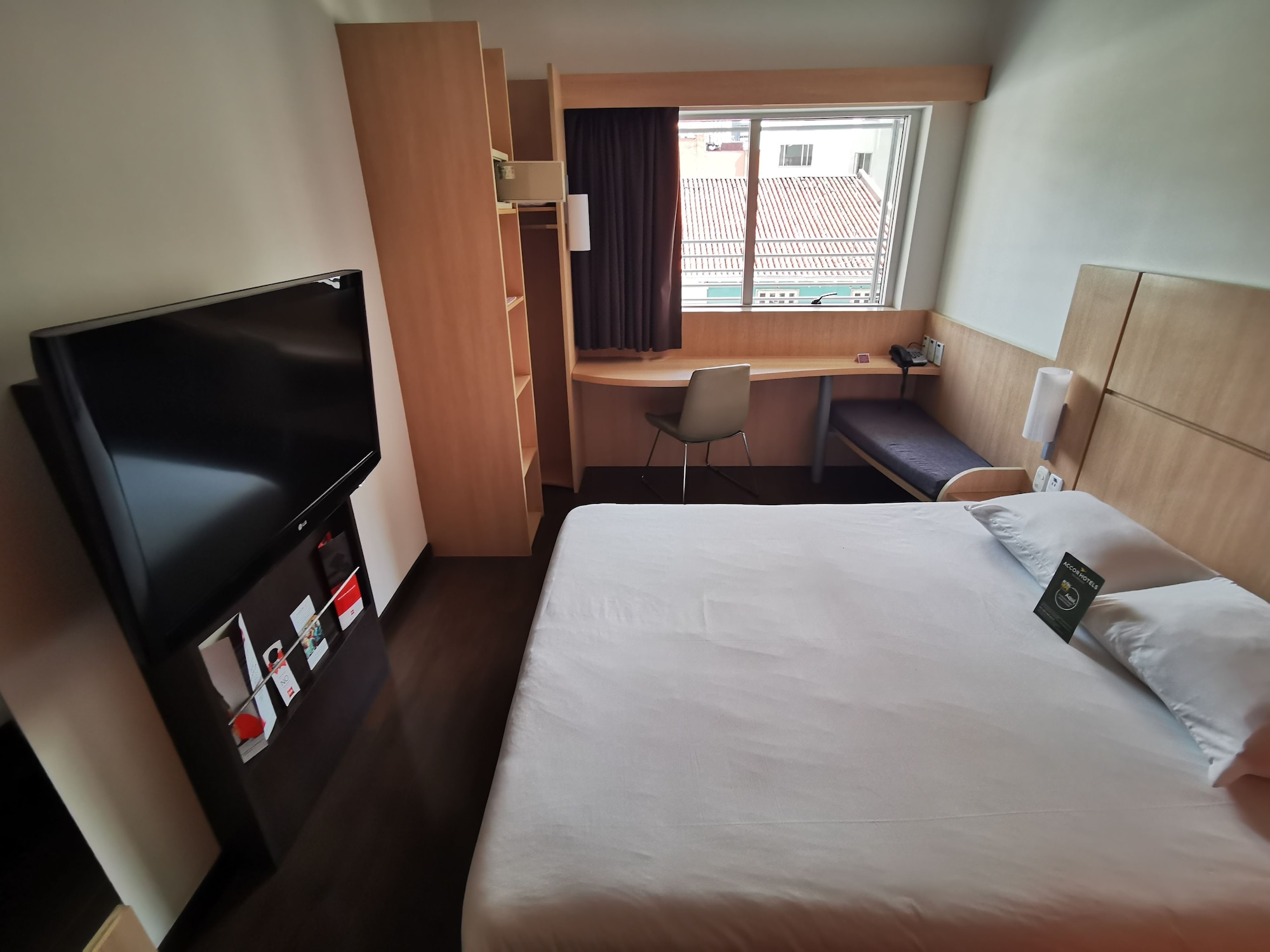 STANDARD, DOUBLE BED