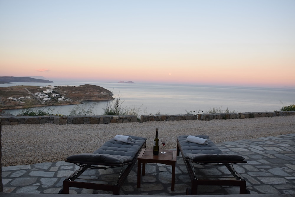 Andromeda Mykonos Villas & Suites 32/50