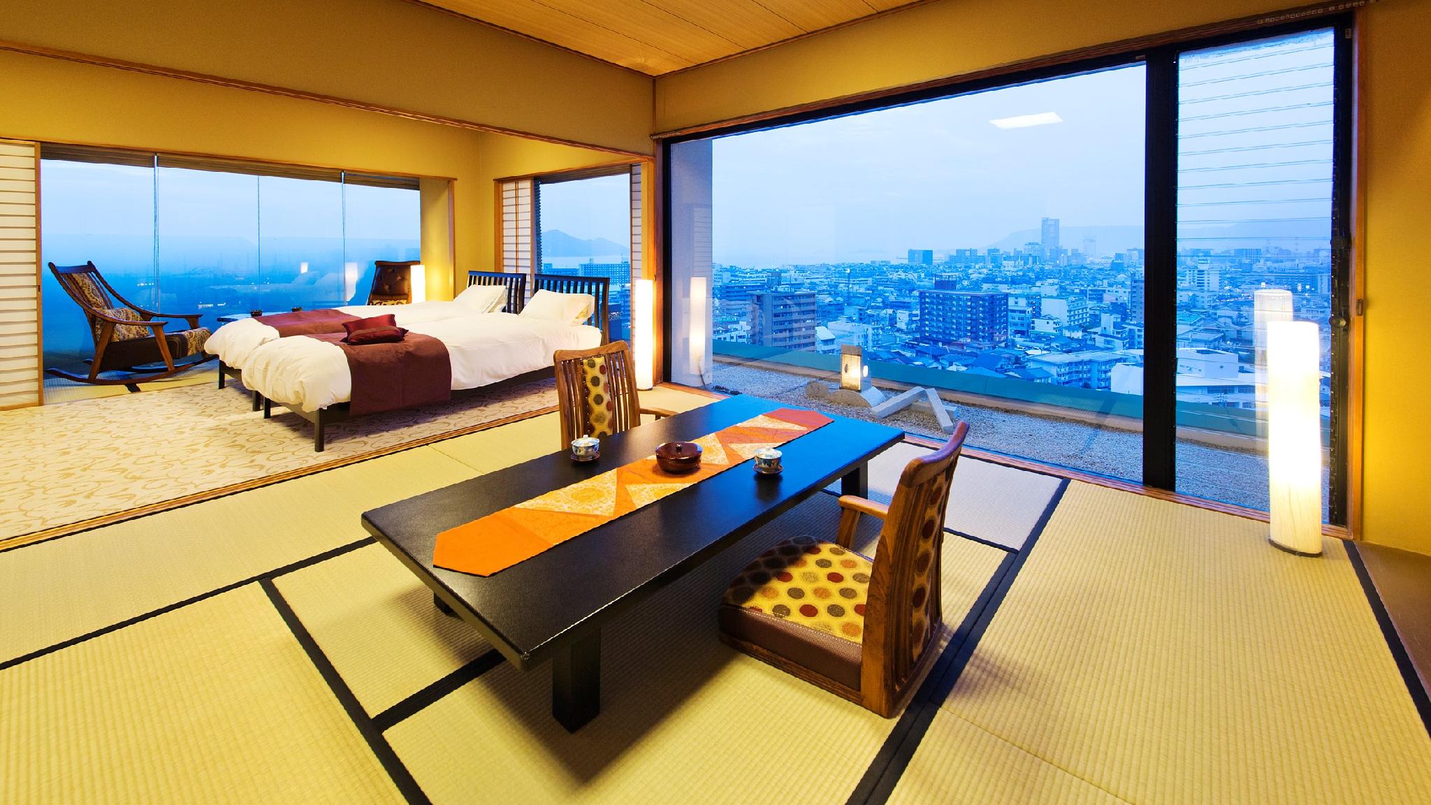Panoramic, Suite, Corner