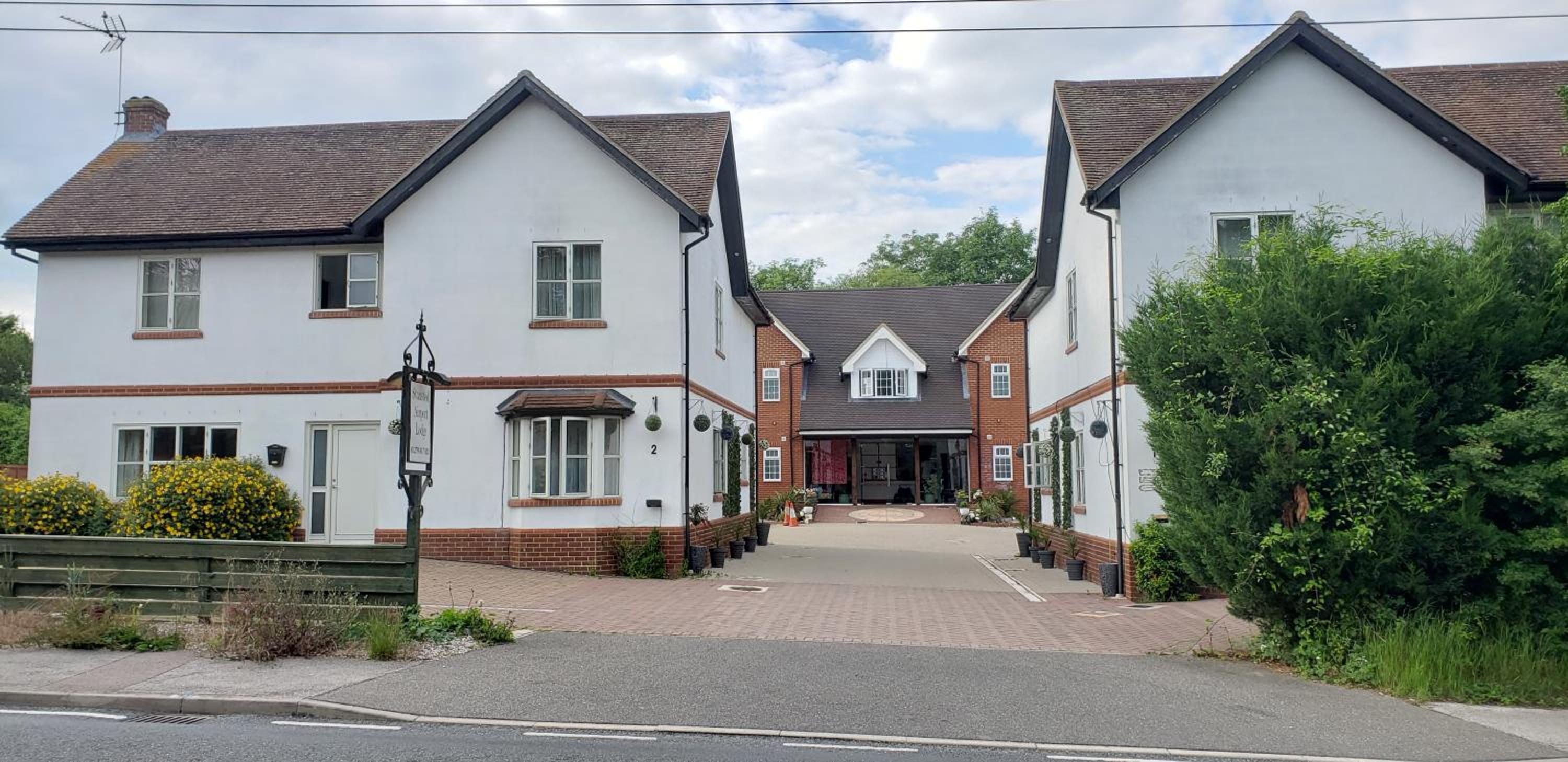 Stansted Airport Lodge 2/27