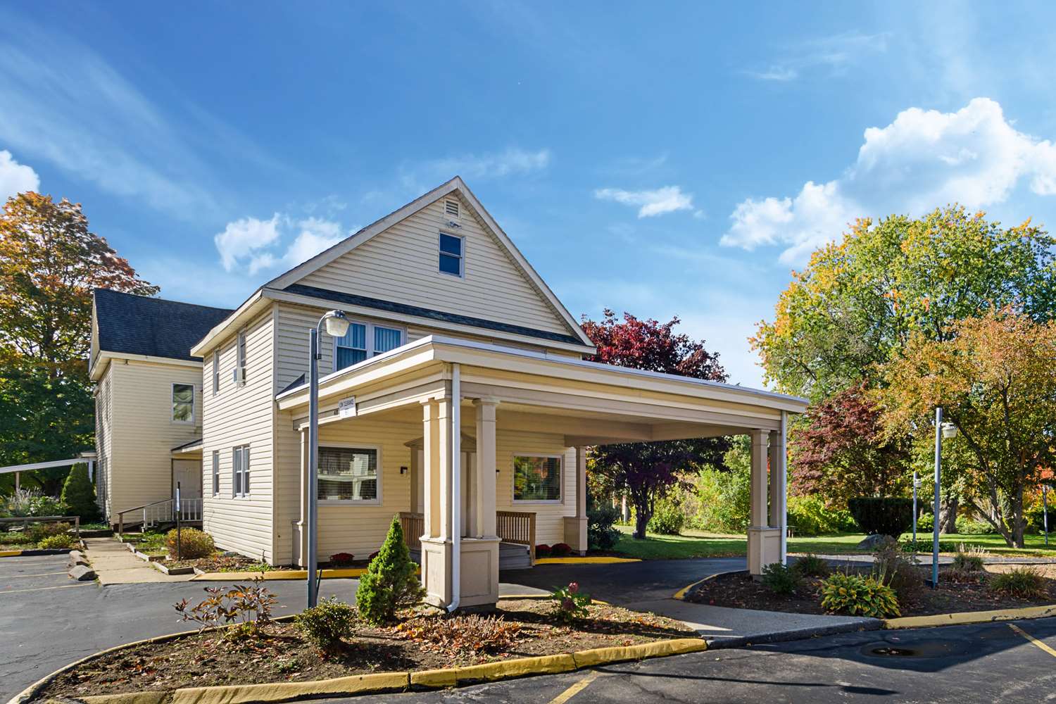 Econo Lodge Sturbridge Route 20 3/49