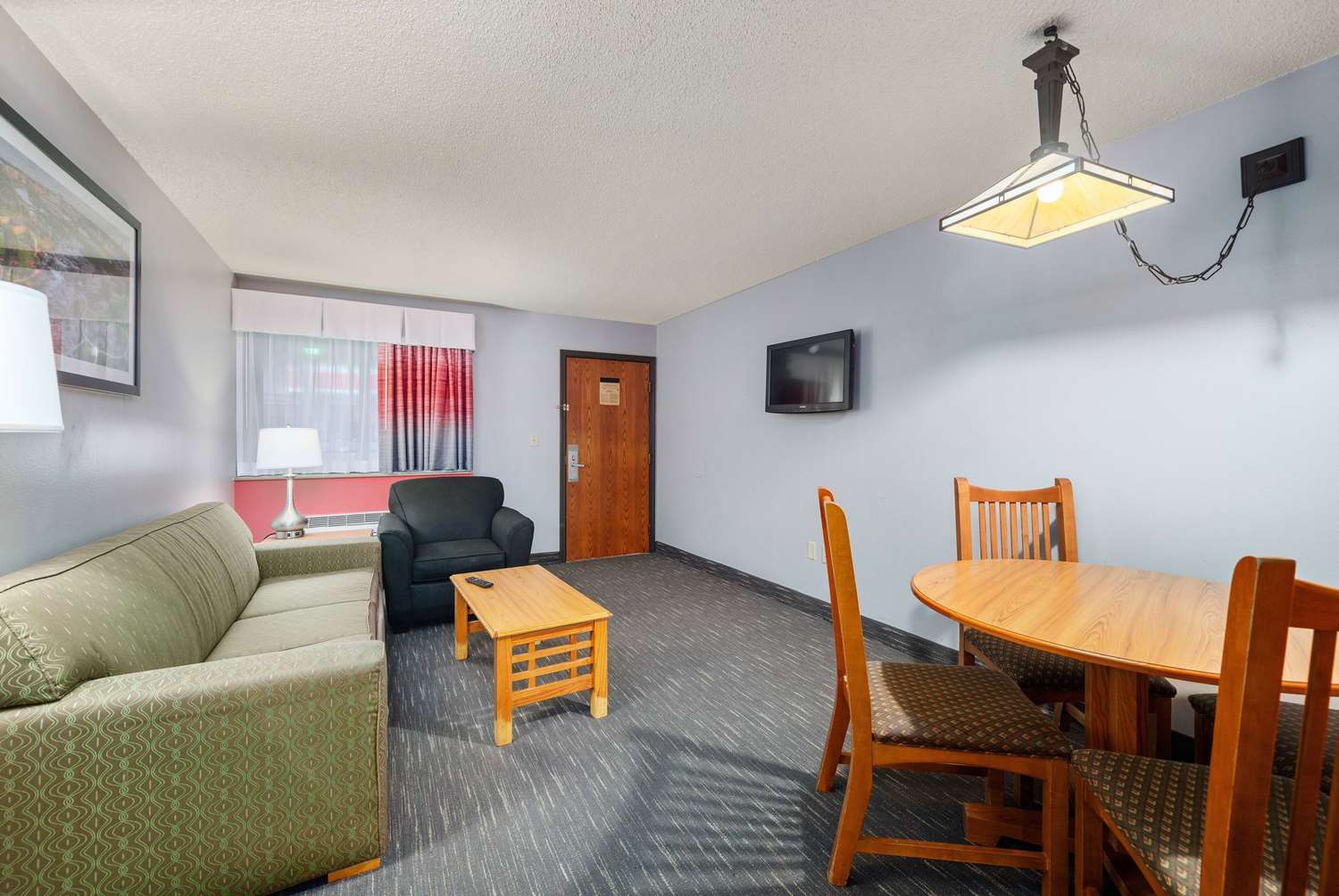 Ramada by Wyndham Sioux Falls Airport-Waterpark & Event Ctr 15/39