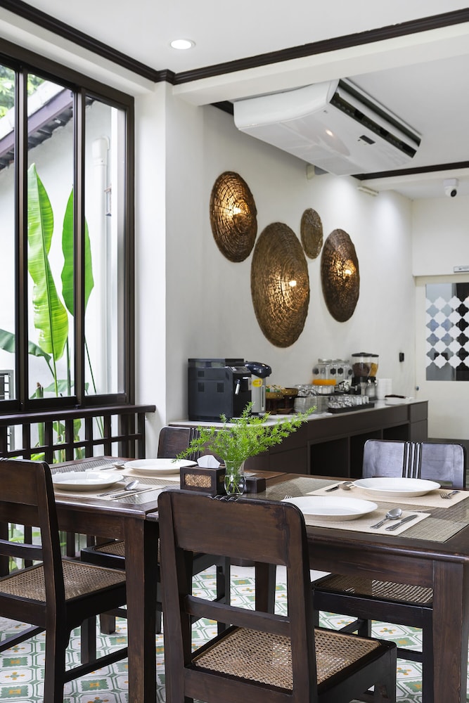 Ratchapruek Lanna Boutique 25/50
