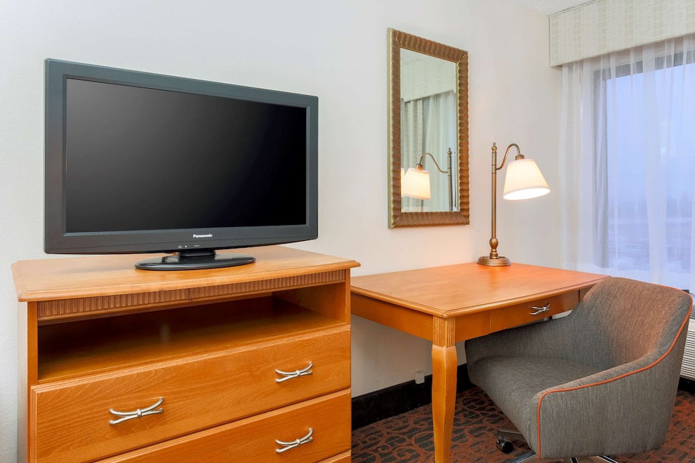 Hampton Inn Laredo 40/45
