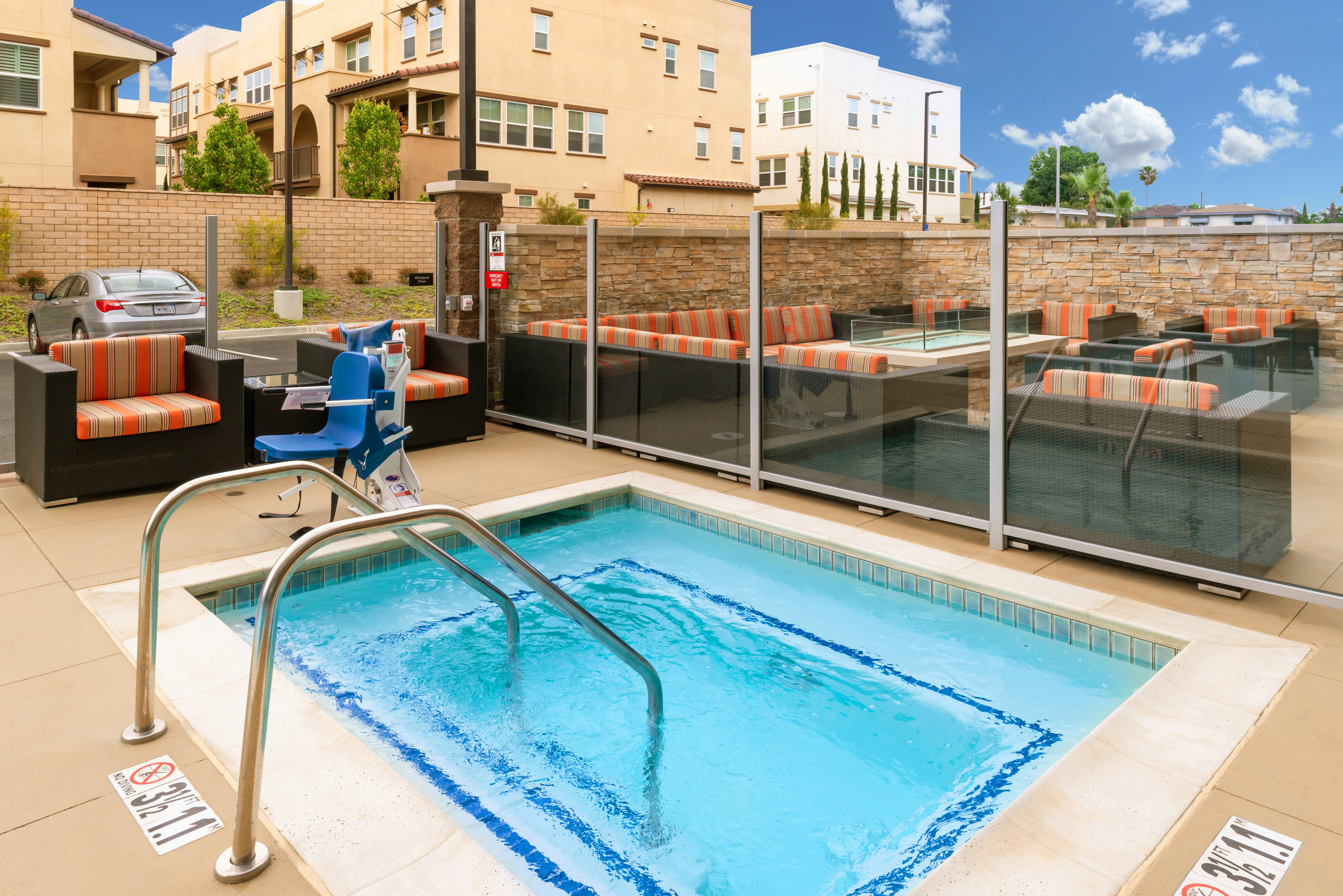 Hampton Inn & Suites Buena Park 28/55