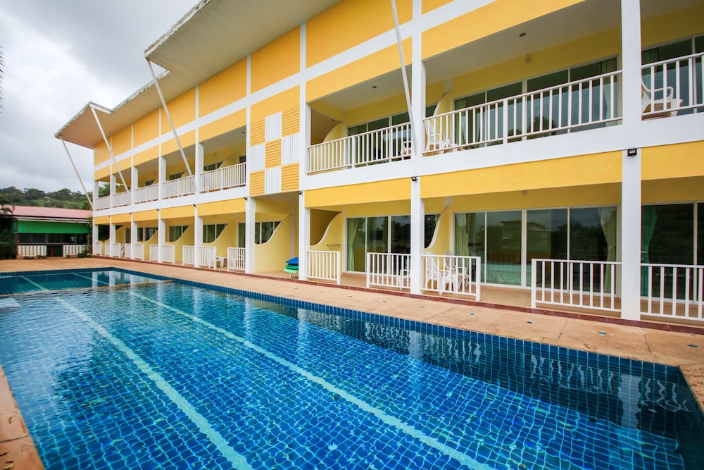 Phuket Airport Sonwa Resort 4/39