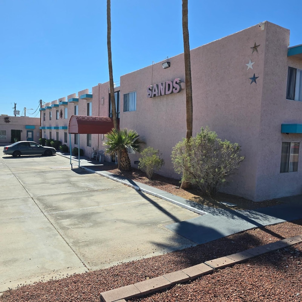 Sands Inn & Suites Lake Havasu City 37/60