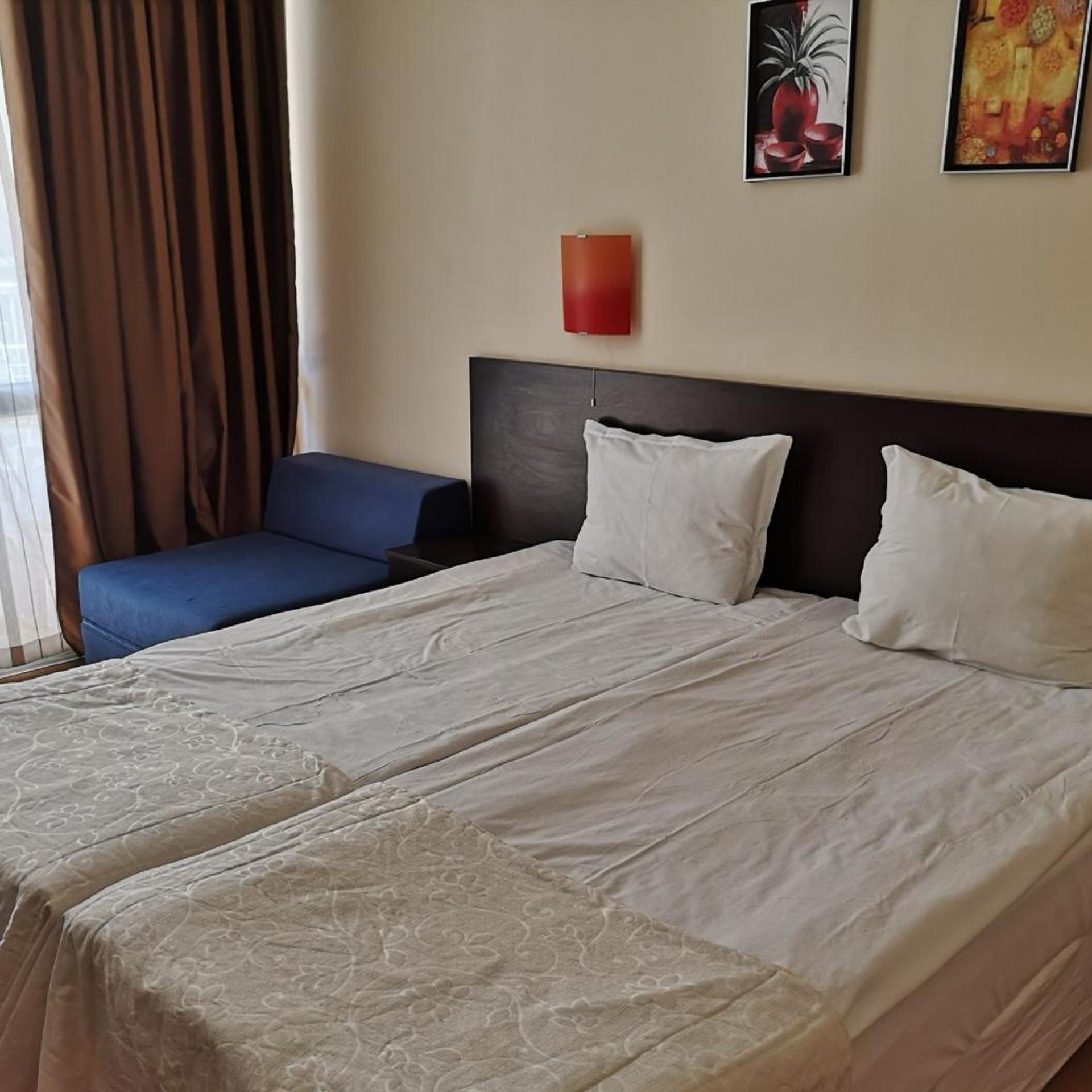 Room, Twin Beds, Balcony