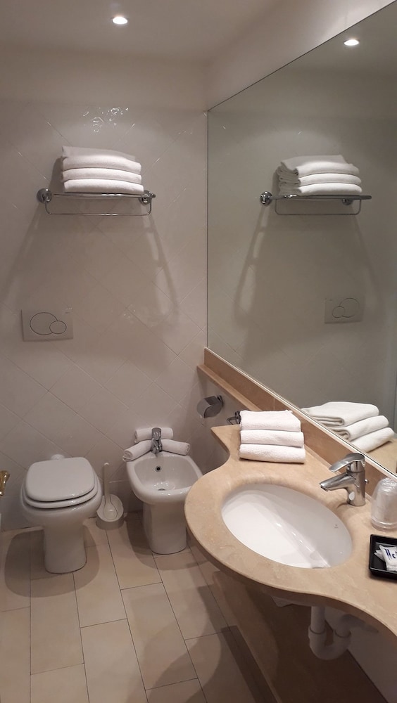 Uappala Hotel Lacona 14/59