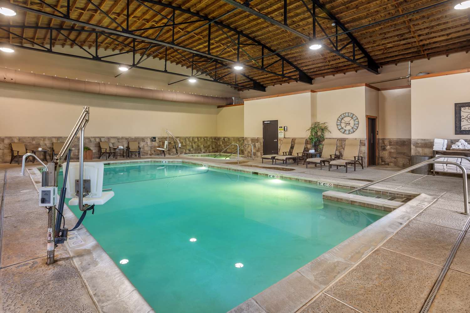 Best Western Plus Intercourse Village Inn & Suites 21/46