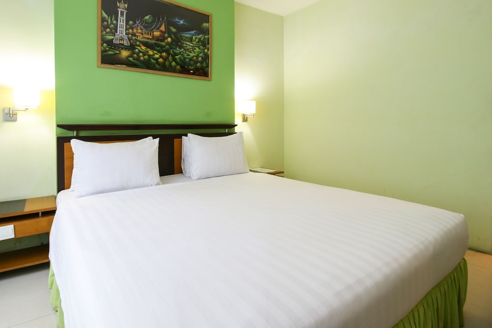 Mariani International Hotel 12/48