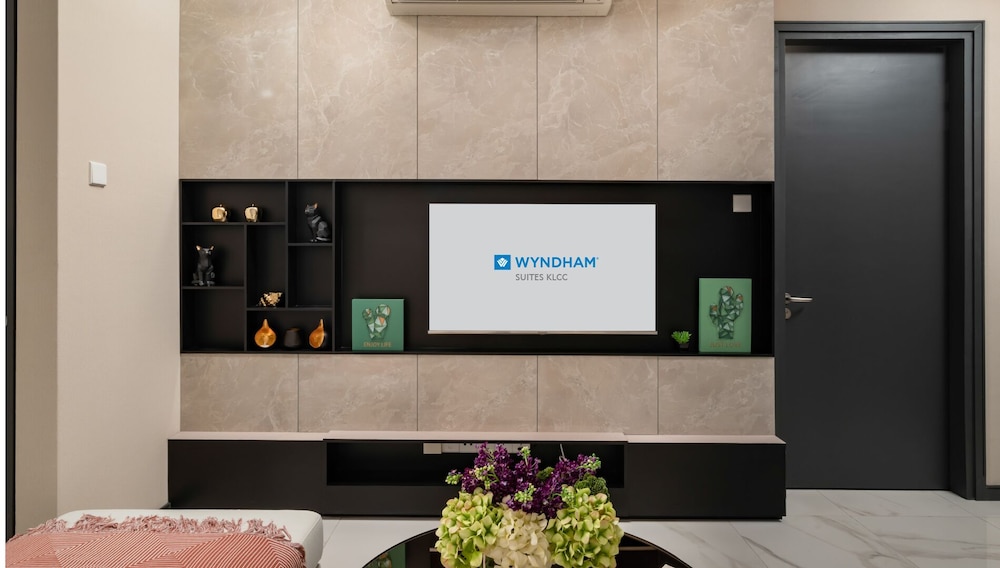 Lobby at Wyndham Suites KLCC, KUALA LUMPUR