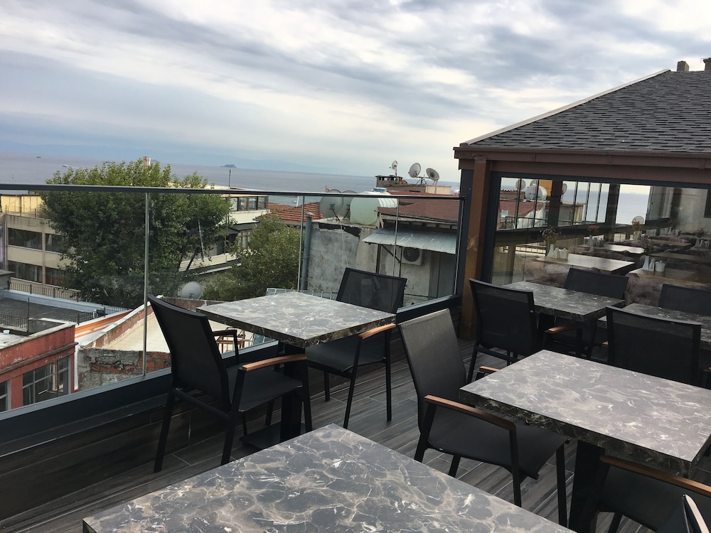 Hotel Perula 49/58