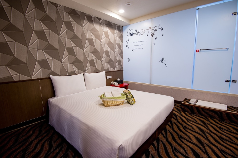 Hotel 6 - ZhongHua 28/40