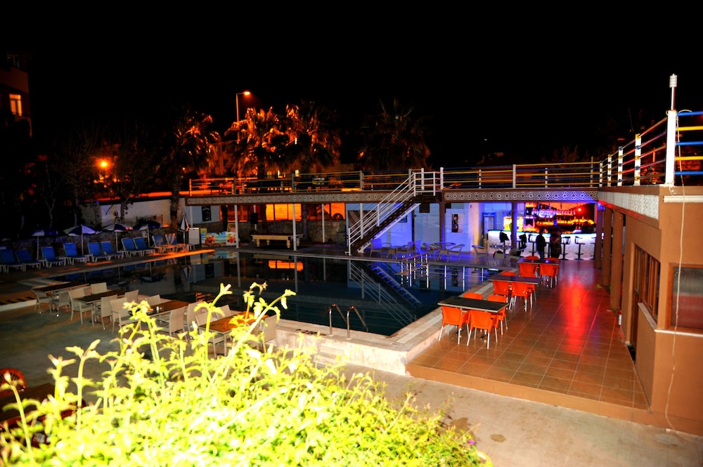 Selge Hotel 24/26