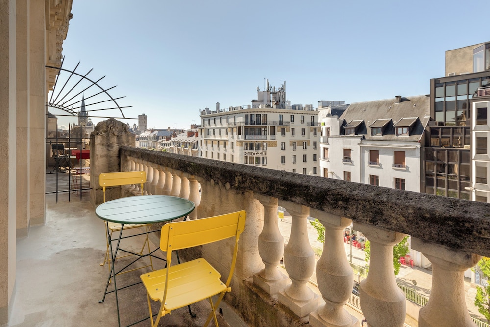 Aloft Hotel Dijon By Marriott 46/50