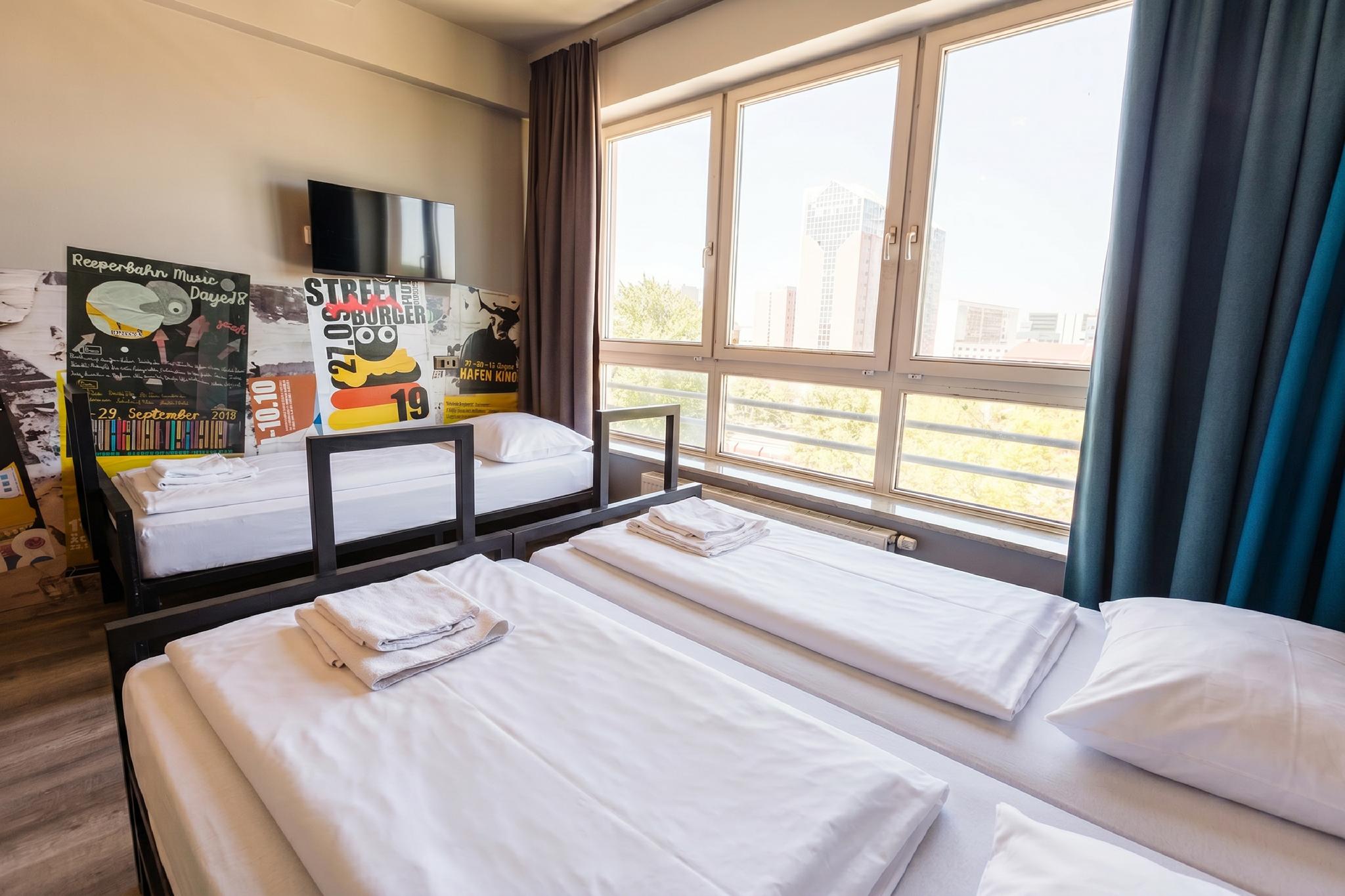 Room, Triple, Twin Beds, Bunk Bed