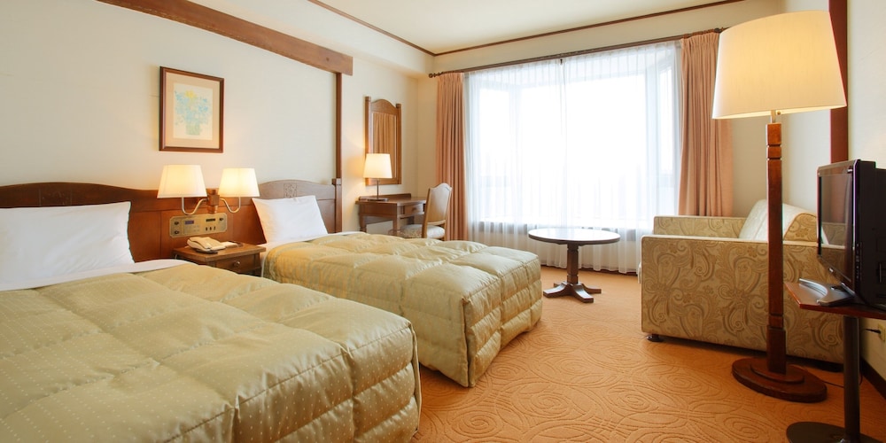 Standard, Twin Beds